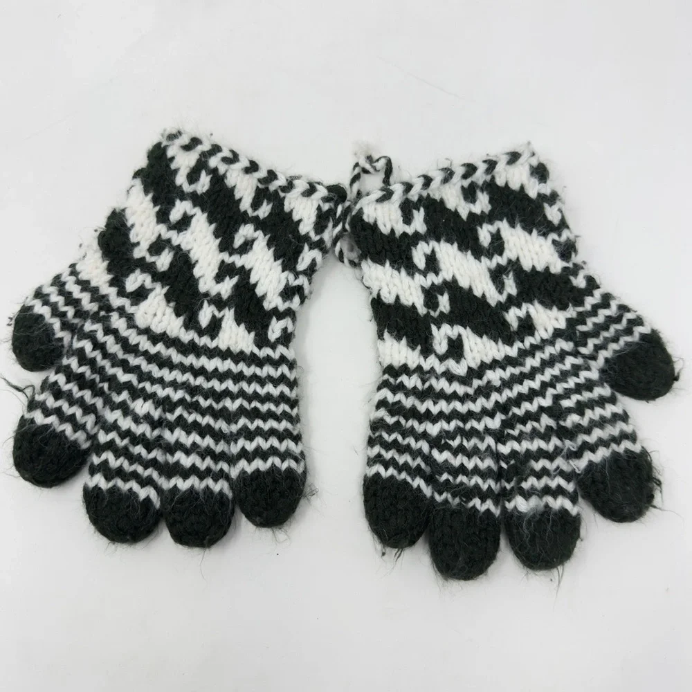Handmade Peruvian Gloves Green White Heavy‎ Hand Knit Soft Wool